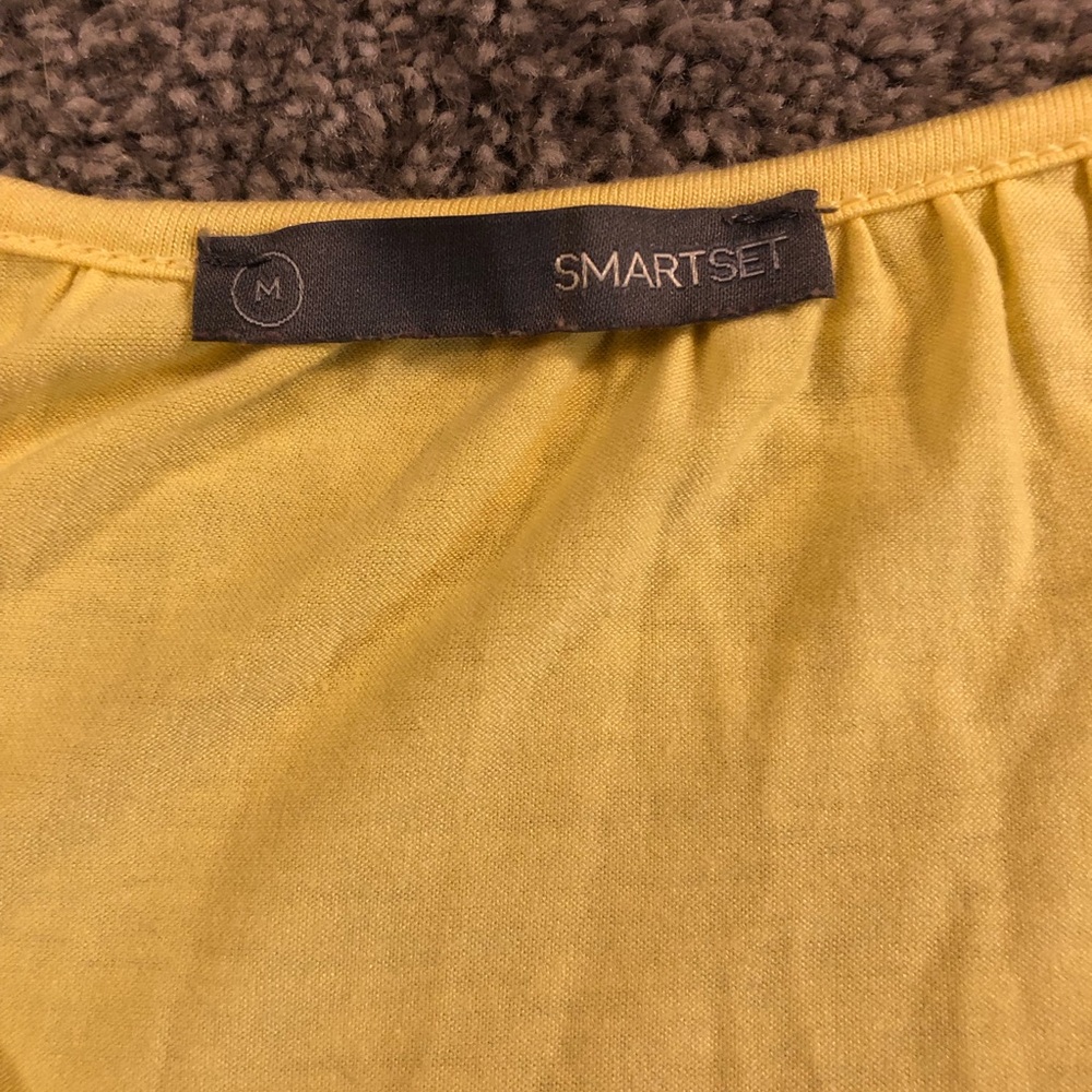 Smart Set Yellow Ruffled Short Sleeve Top - Picture 3 of 3